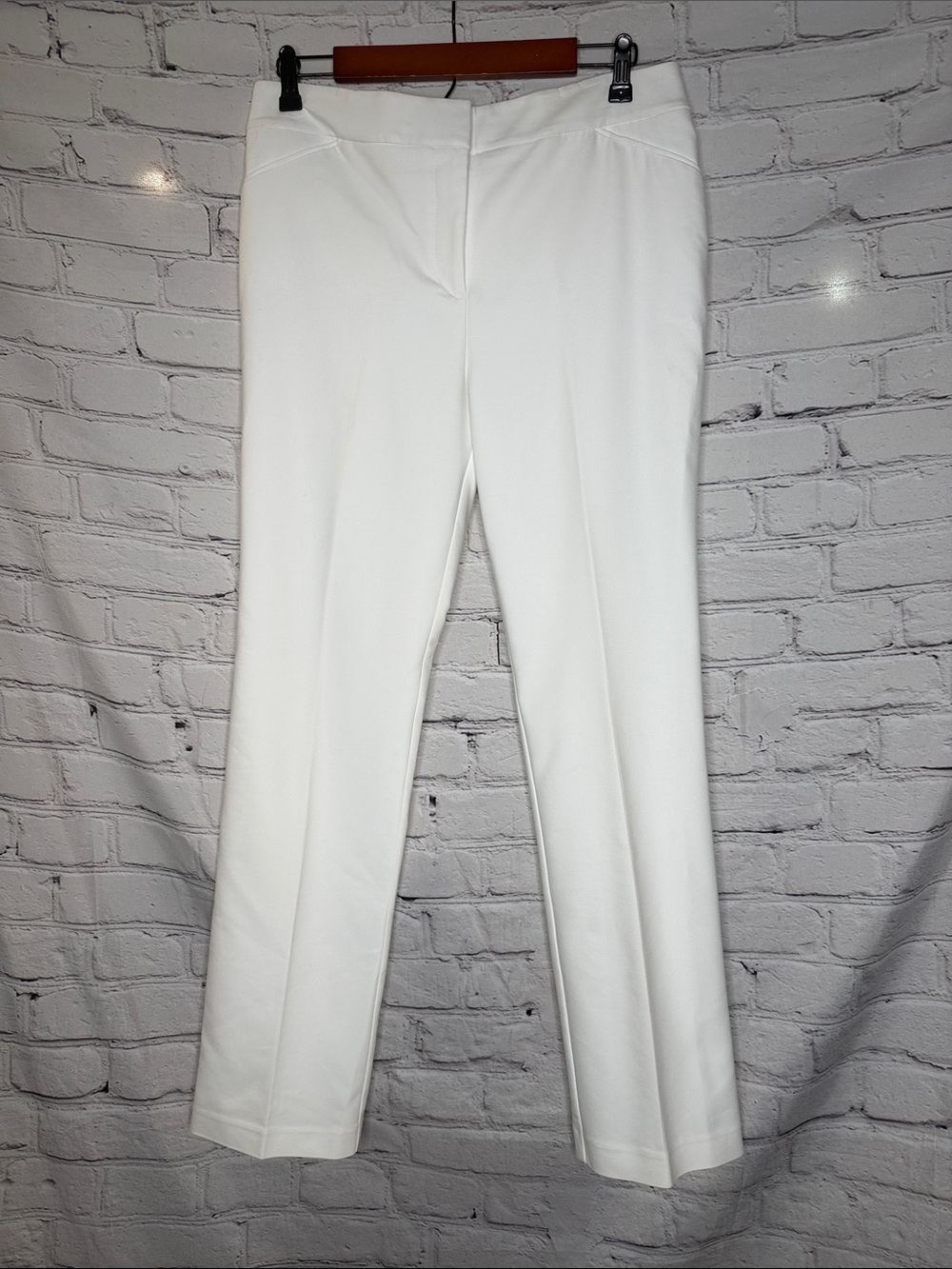 Chico’s White Straight Leg Dress Pants Size 8 Excellent Condition